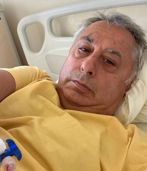Бащата на Кирил Петков влезе в болница, стресна всички с тази СНИМКА