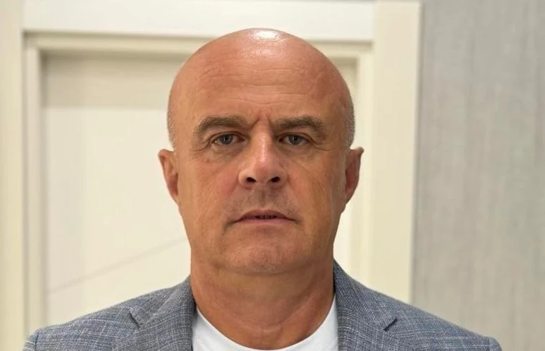 Почина журналистът Илхан Андай