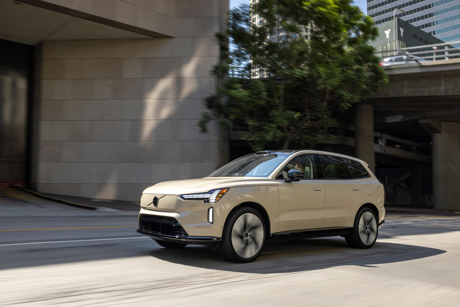 TIME обяви Системата за разбиране на водача на Volvo EX90 за едно от най-добрите изобретения на 2024 г.