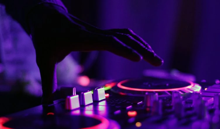 След 40-минутна битка: DJ извади невиждано чудовище край Стрелци СНИМКИ 