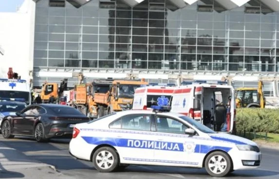 Кървав петък в Нови Сад! Извадиха много трупове изпод рухналата гара ВИДЕО