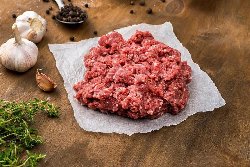 Една съставка, която имате вече в кухнята, прави дори евтината кайма сочна и вкусна