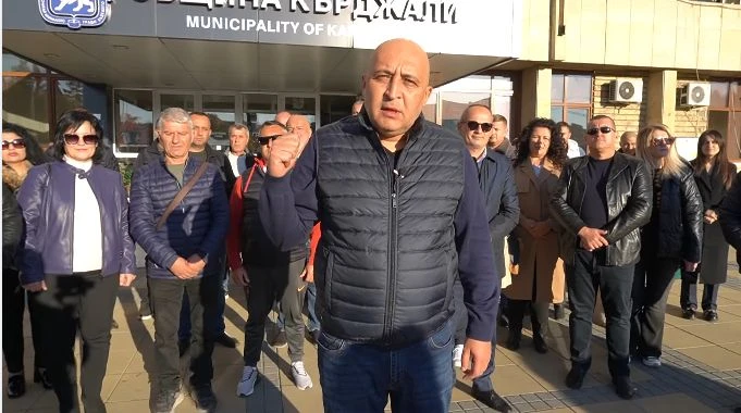 Ерол Мюмюн размаза Петков, Василев и Денков със сериозна закана! ВИДЕО