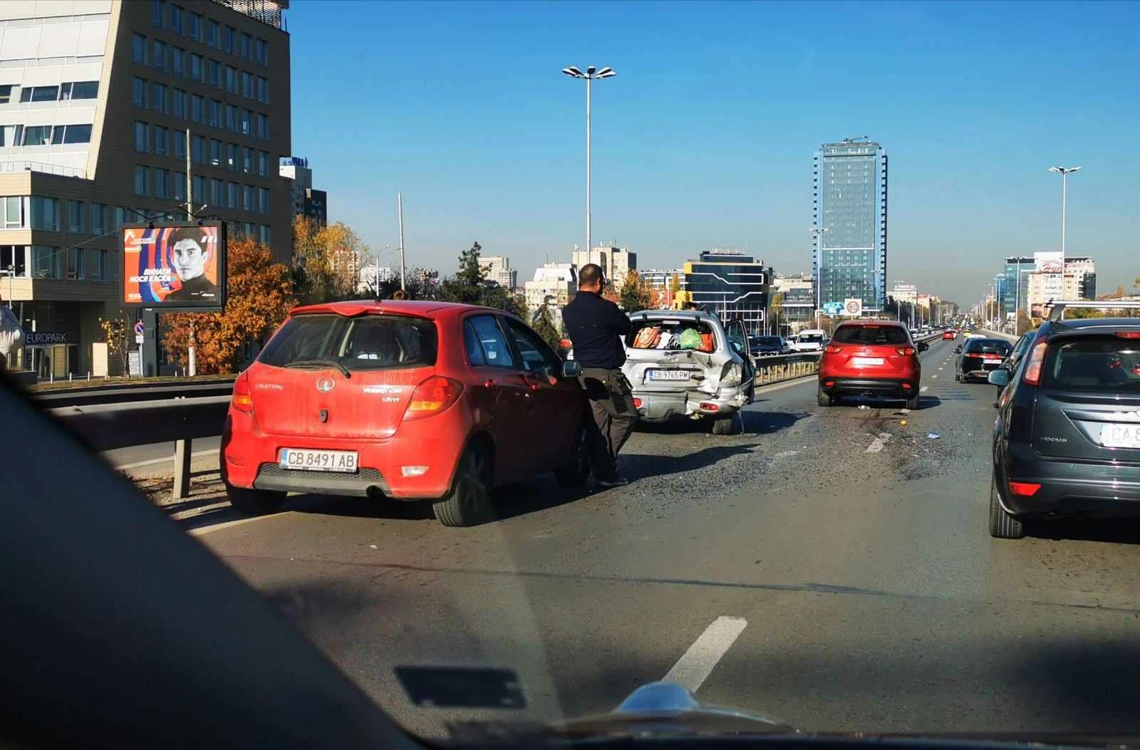 Само в БЛИЦ! Извънредна ситуация на бул. "Цариградско шосе" в София СНИМКИ