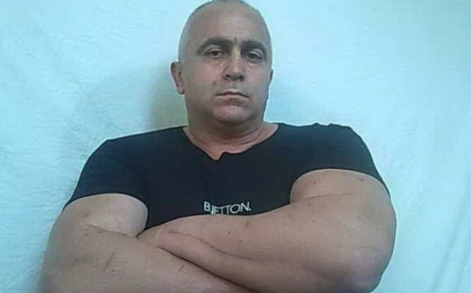 Инфарктна ситуация с легендарния кримигерой Янко Ваташки, линейка хвърчи към съда 
