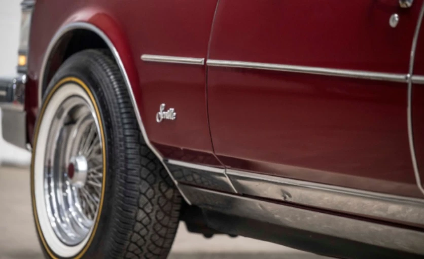 Продава се последният Cadillac на краля на рокендрола Елвис Пресли СНИМКИ