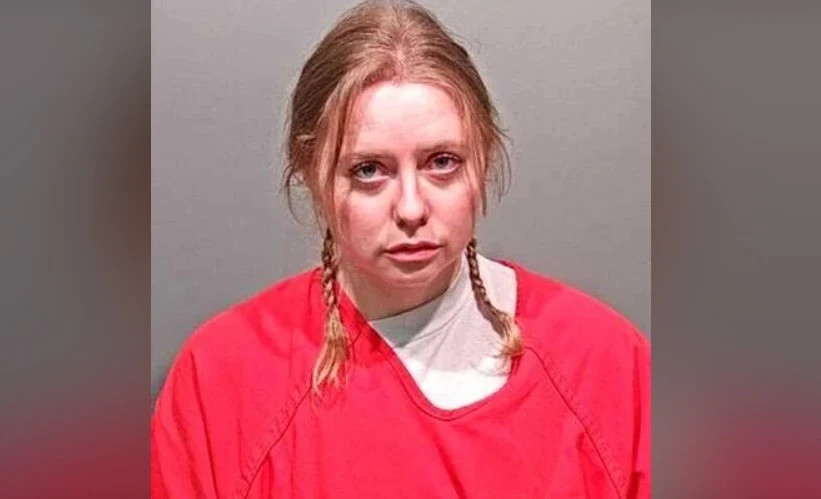 Шокиращо: Училищна социална работничка е правила секс с ученик СНИМКА