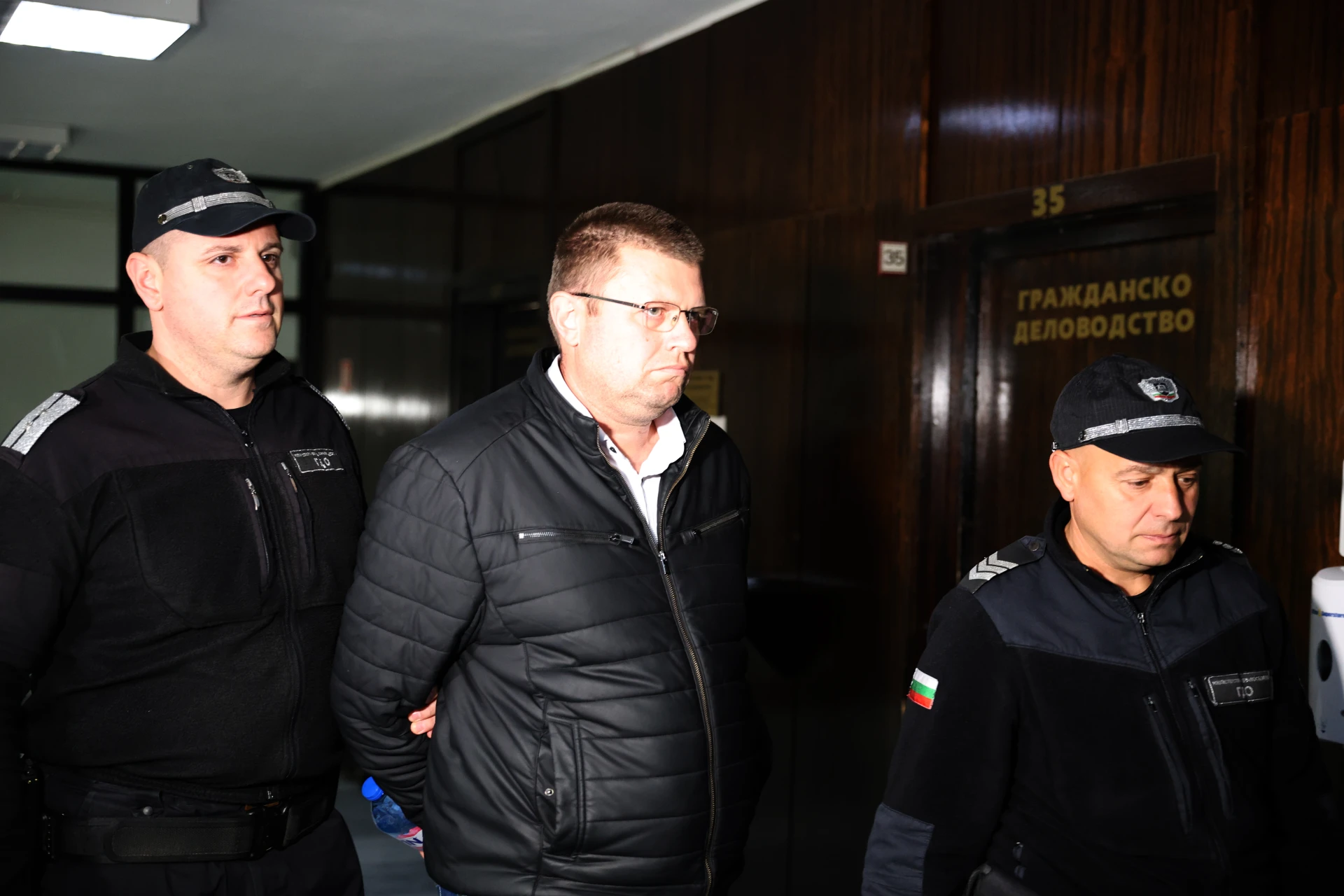 Мутренски връзки: Страх тресе Петрич заради арестуваните полицейски шефове