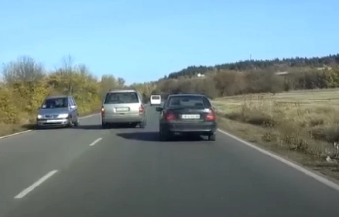 В ада има специално място след такива изпреварвания по нашите пътища ВИДЕО