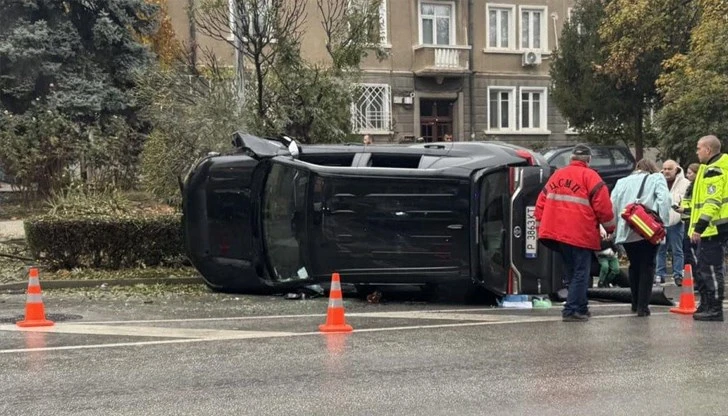 "Мамо, мамо": Кошмарен инцидент с 4-г. детенце във Велико Търново... СНИМКИ