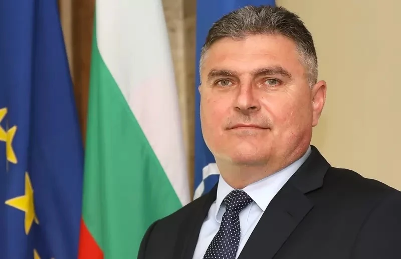 Скандално: Посланикът ни в САЩ Панайотов е изгубил доверието на Вашингтон 