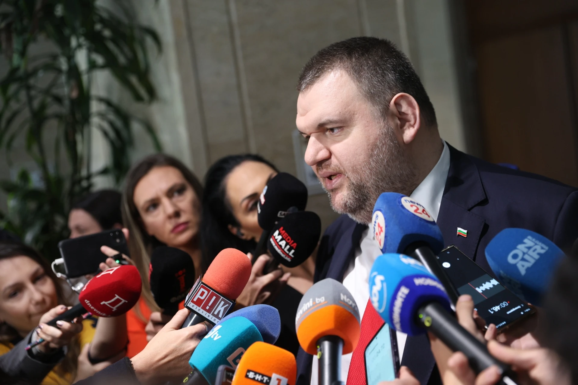 Пеевски: Киро ми каза: Не мога да махна Рашков, защото ме държи за топките!