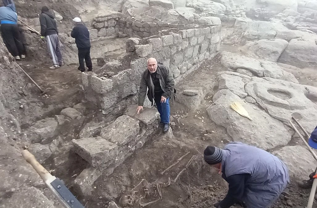 Проф. Николай Овчаров сравни „Свещената зона“ на Перперикон като Area Sacra в древния Рим