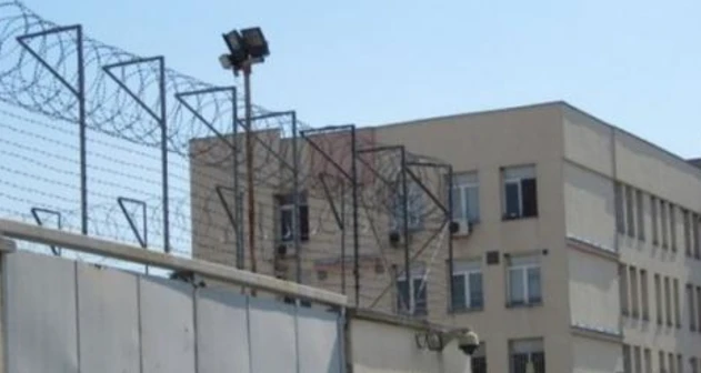 В Бусманци се надигат срещу ада в бежанските центрове