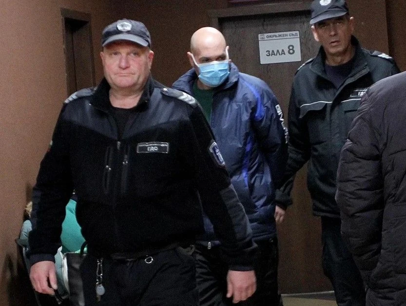 Композиторът, заклал германския си любовник в Стамболийски, не е на себе си след тази вест 