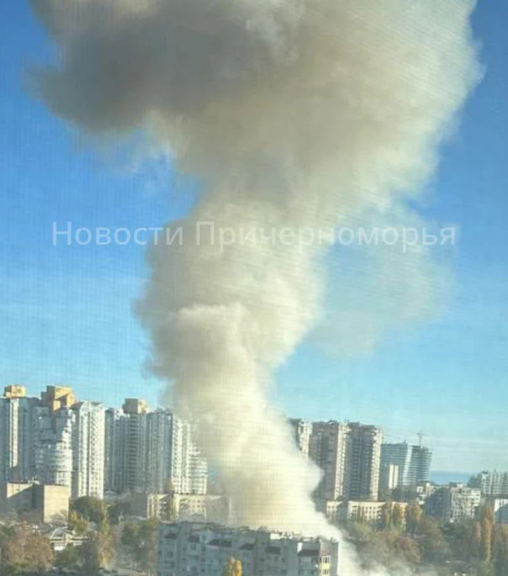Вой на сирени в Одеса! Взривове разтърсиха града, бункерите се пълнят ВИДЕО