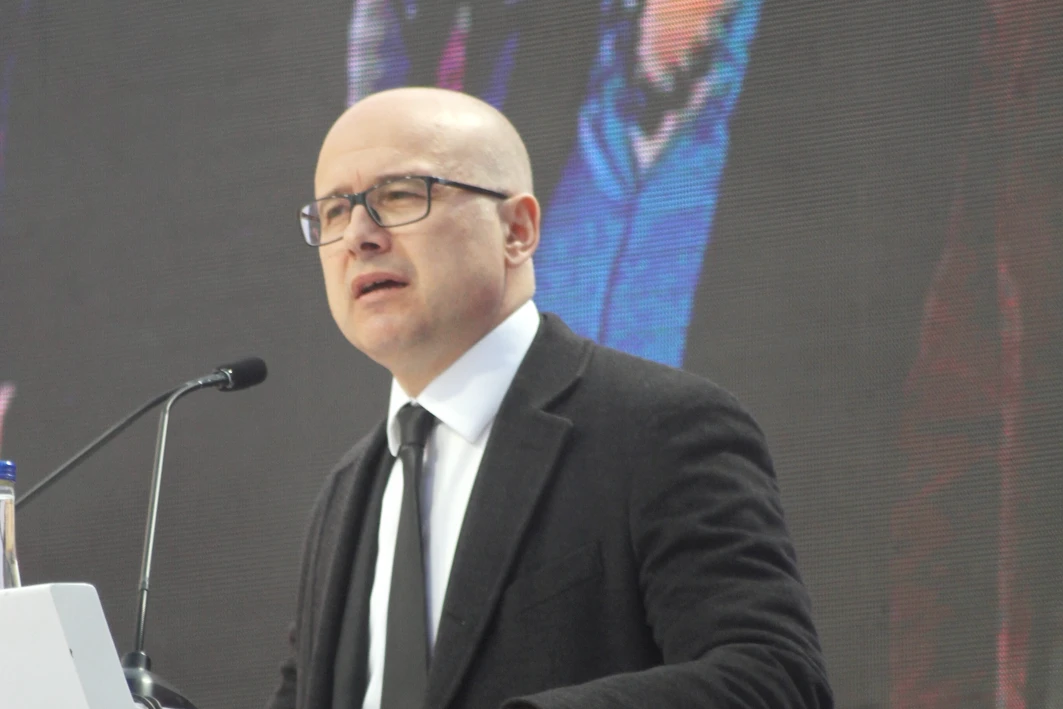 Правителството в Сърбия се разклати здраво заради трагедията в Нови Сад