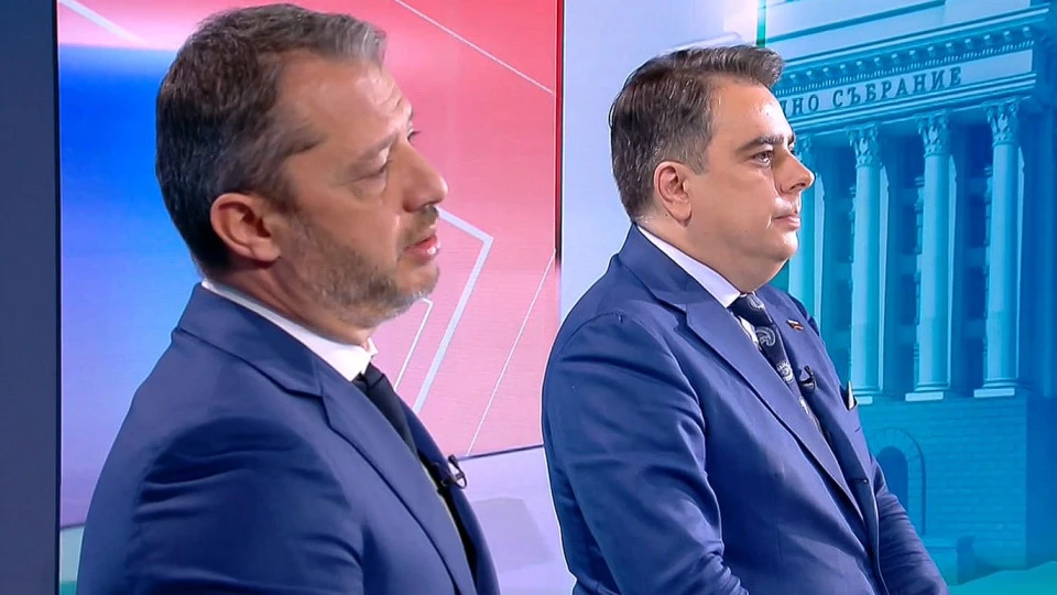 Делян Добрев закопа Асен Василев
