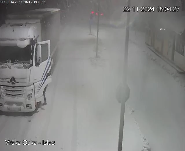 Започна се! Ледената виелица помита България, ще става още по-страшно ВИДЕО