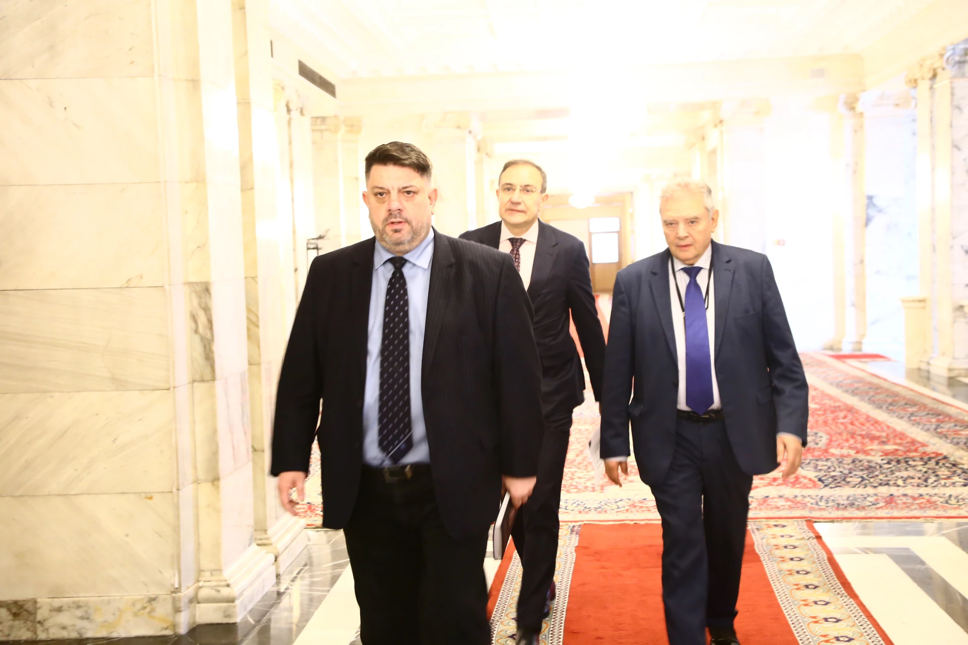 Атанас Зафиров се закани: Лично бих се качил на багера, който би бутал незаконни постройки