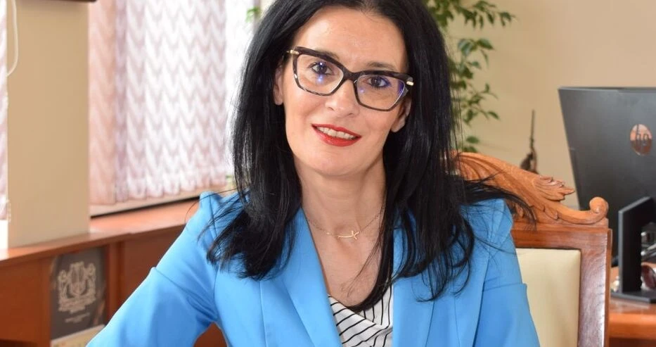 Престъпниците във Варненско вече нямат шанс, ето какво направи секси съдийка 