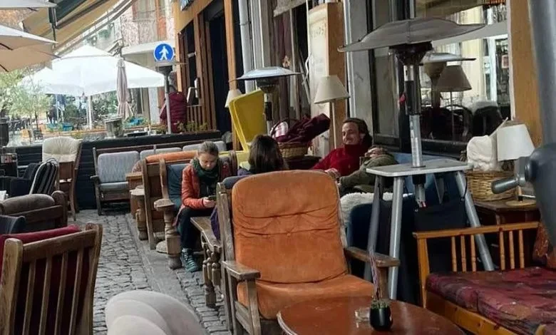 На Грета Тунберг ѝ хареса България! Ето в кой голям наш град я спипаха СНИМКИ 