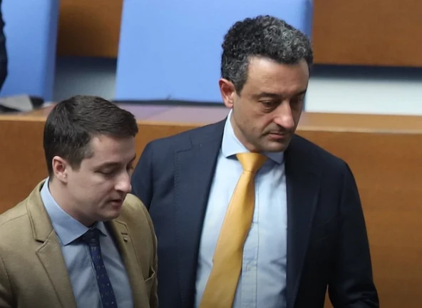 ДБ трябва да благодарят на Лорер и Божанков, защото...