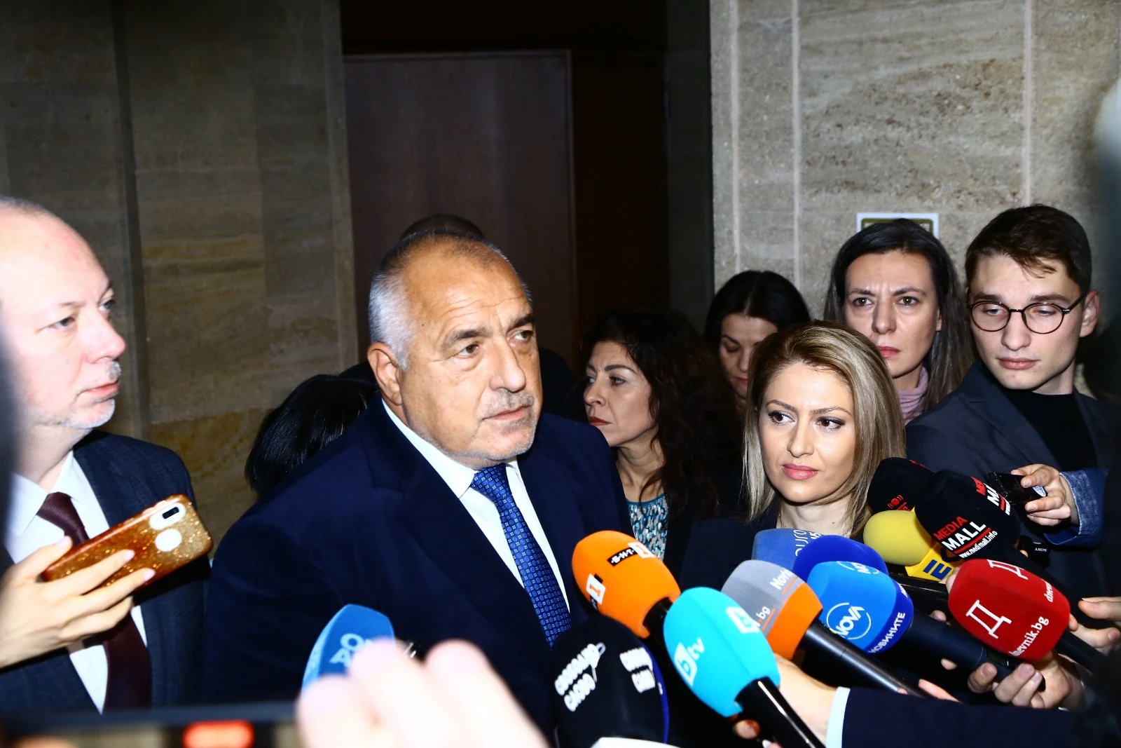 Борисов хвърли бомба: Оттегляме Рая Назарян, а премиерът на ПП-ДБ и "Възраждане" ще е... 
