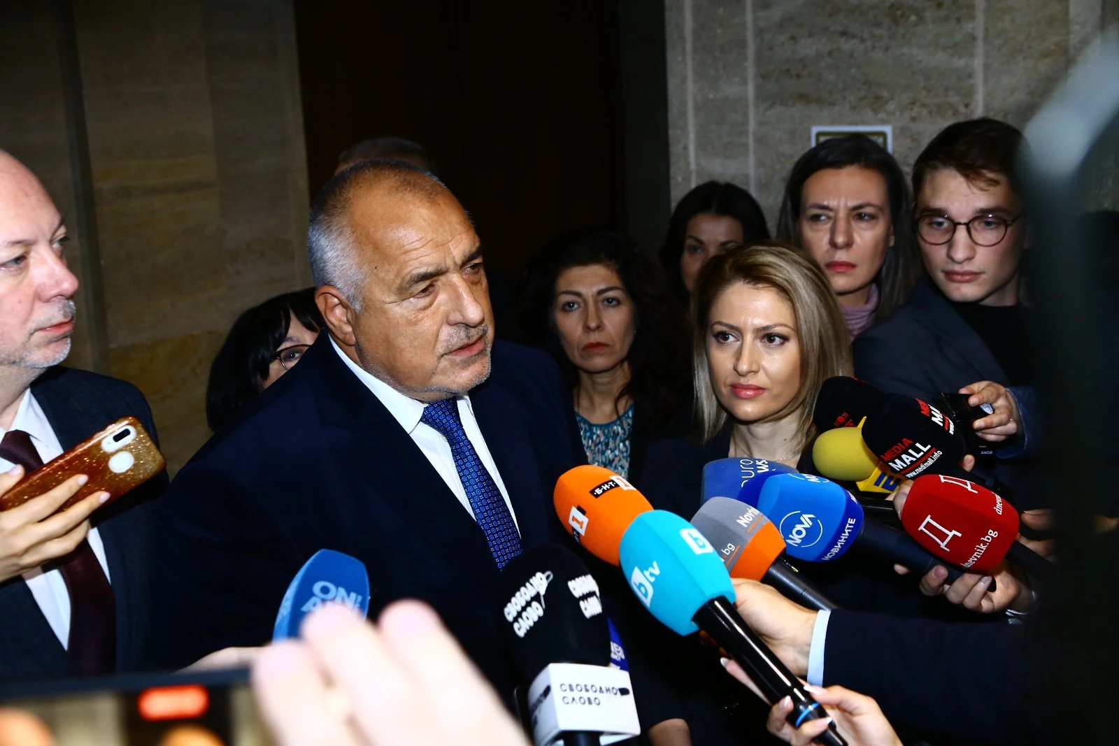 Борисов хвърли бомба: Оттегляме Рая Назарян, а премиерът на ПП-ДБ и "Възраждане" ще е... 