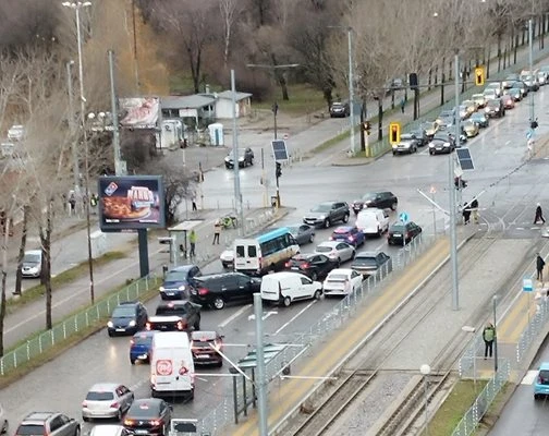 Верижно меле задръсти оживен булевард в София! СНИМКА