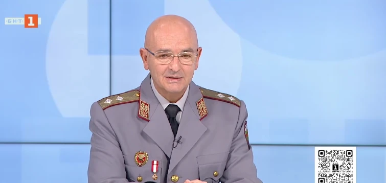 Ген. Мутафчийски: За своите 35 години във ВМА съм бил свидетел на поне 8 или 9...