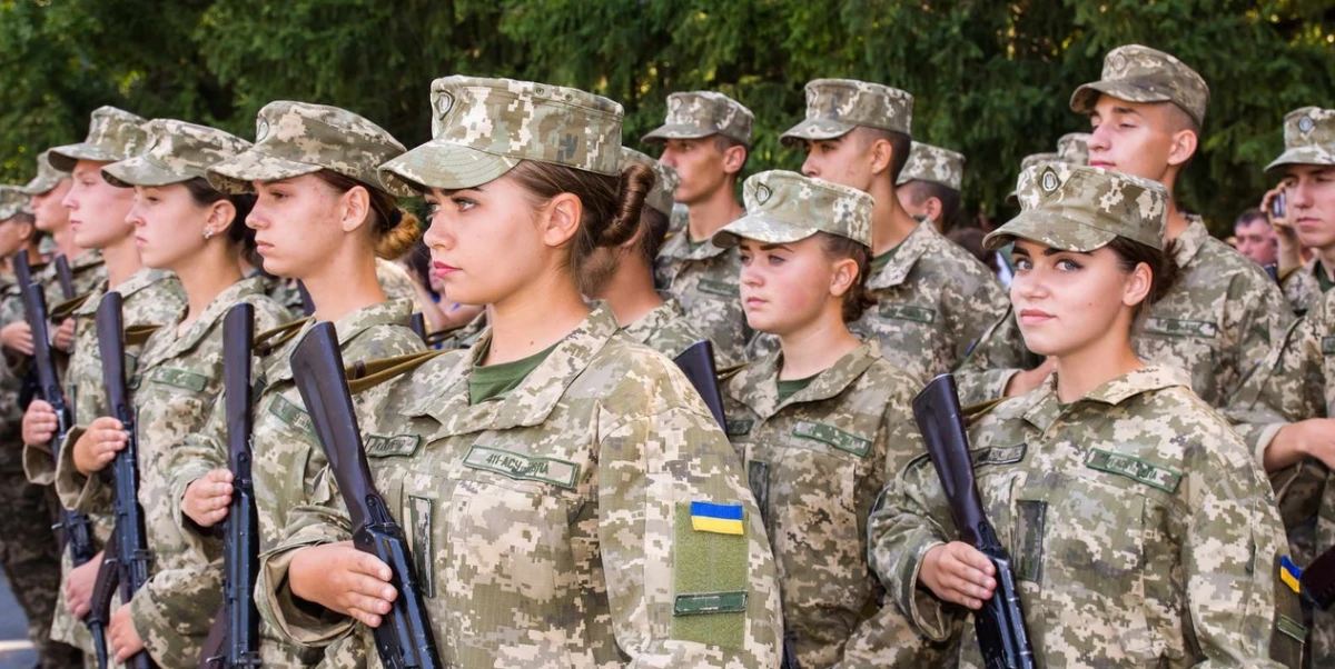 Киев праща и жените на фронта, за да няма дискриминация