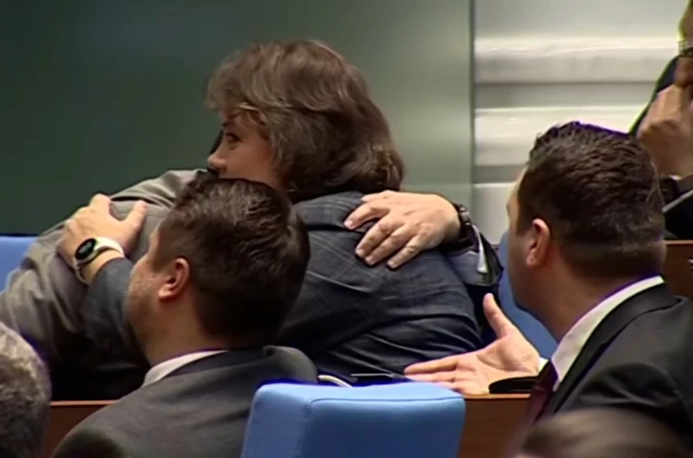 Край на сагата: Депутатите избраха председател на Народното събрание! 
