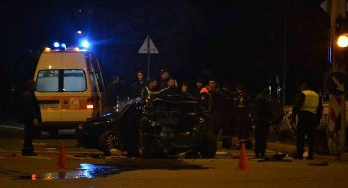 Брутални СНИМКИ 18+ от ужаса, отнел живота на баща и двете му деца в Ловешко