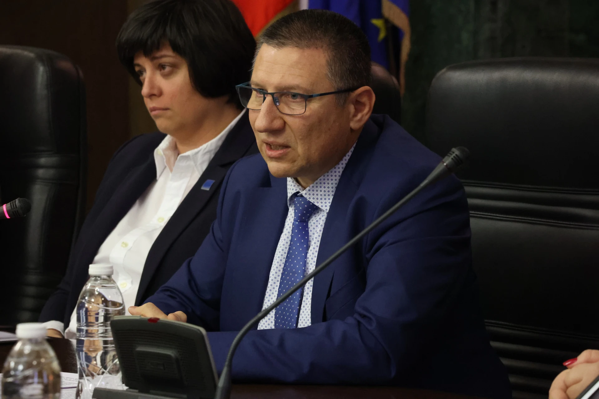 Сарафов участва в експертна кръгла маса, посветена на безопасността на пътя СНИМКИ