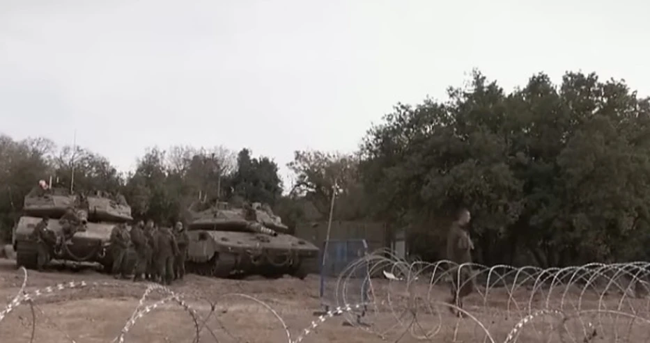 Израелски танкове са на 20 километра от столицата Дамаск 