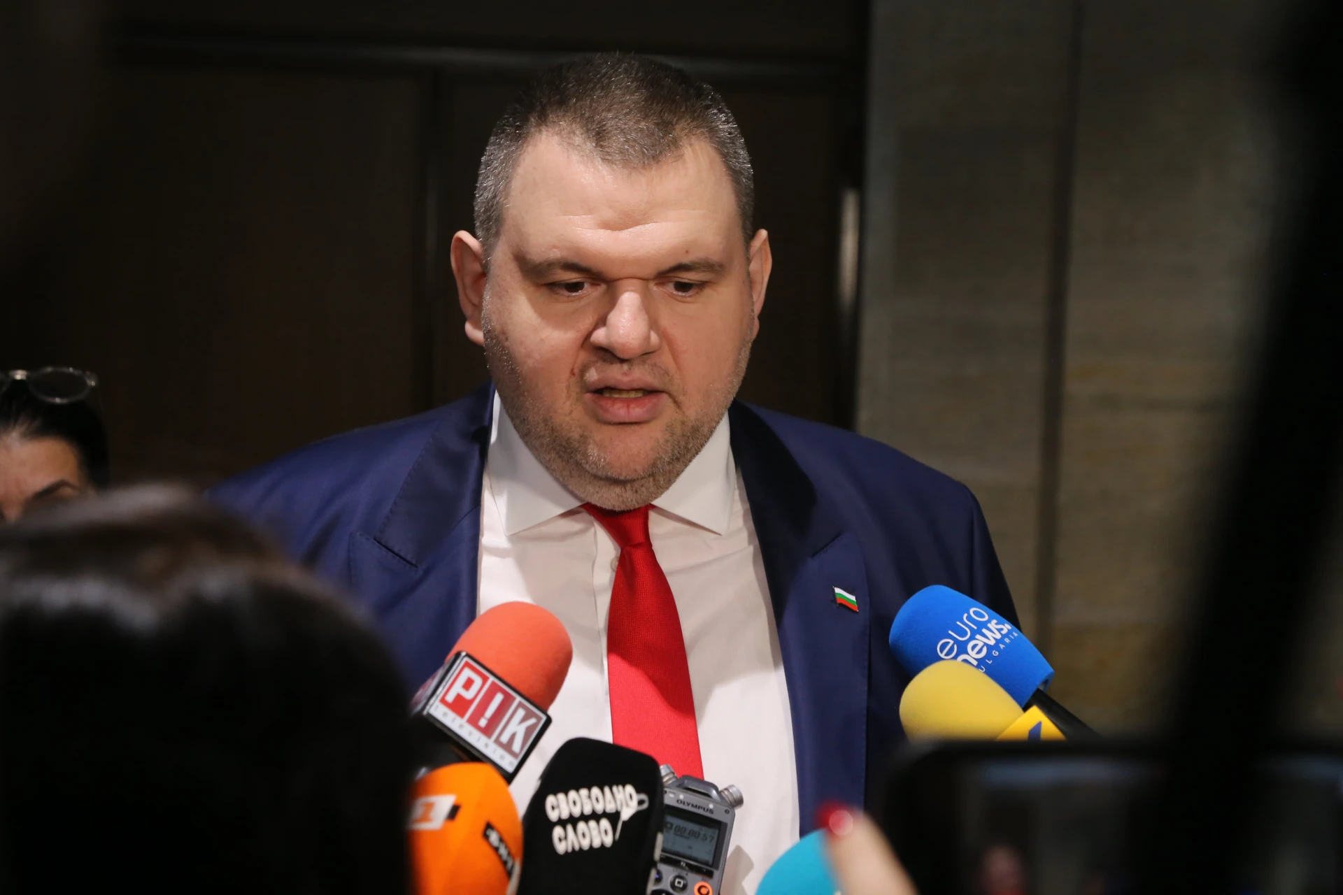 Как действа кордонът срещу Пеевски