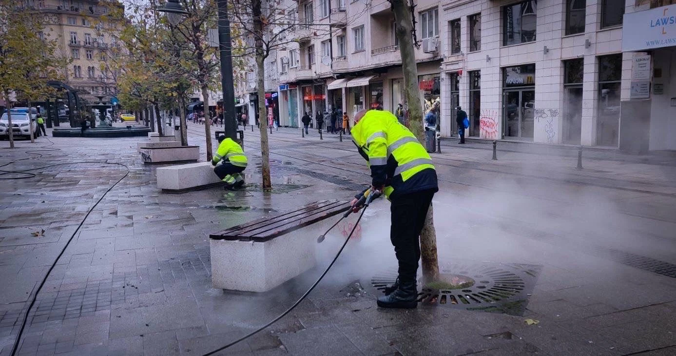 Столичната община обновява площад „Славейков“ и планира ремонти на още 15 подлеза до края на годината