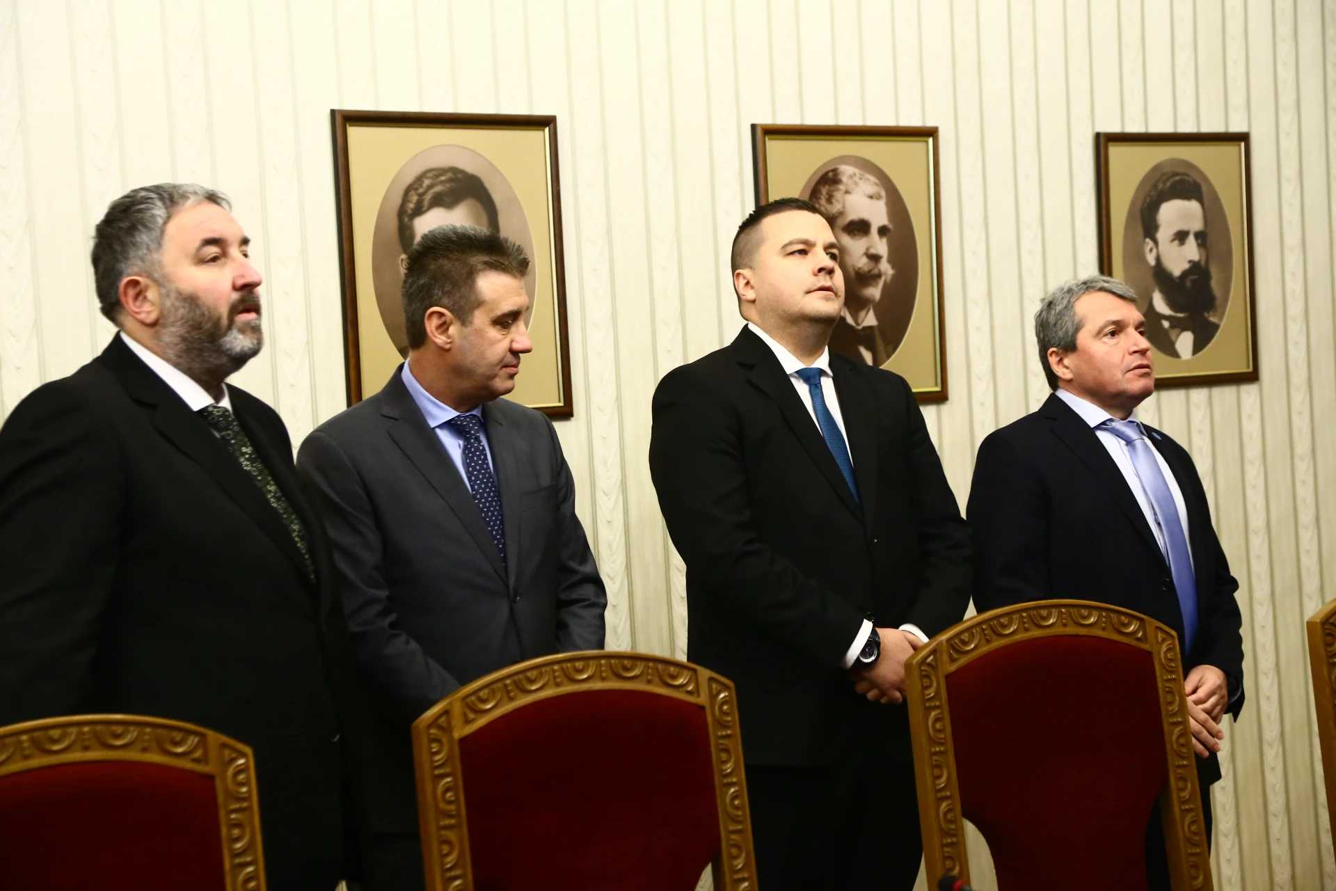 Радев си глътна граматиката, ИТН го втрещиха с тази изцепка