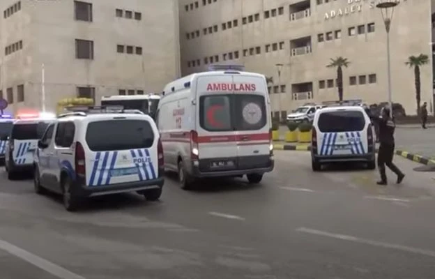 Убити и ранени при стрелба в Съдебната палата в Бурса ВИДЕО