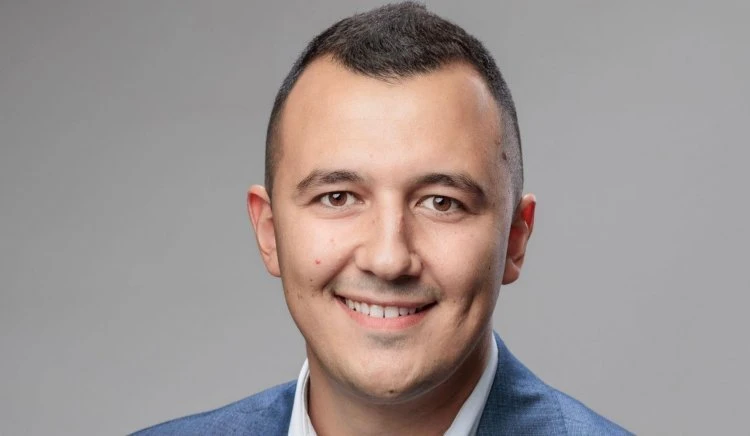 Габриел Вълков: Дупката в бюджета да се запълни от свръхпечалбите на банките, не от джоба на обикновения българин