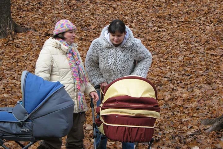 Майки софиянки са в ужас: Опасна жена обикаля квартала ни, може да стане най-лошото