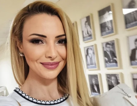 Ева Кикерезова си раздава гардероба на...