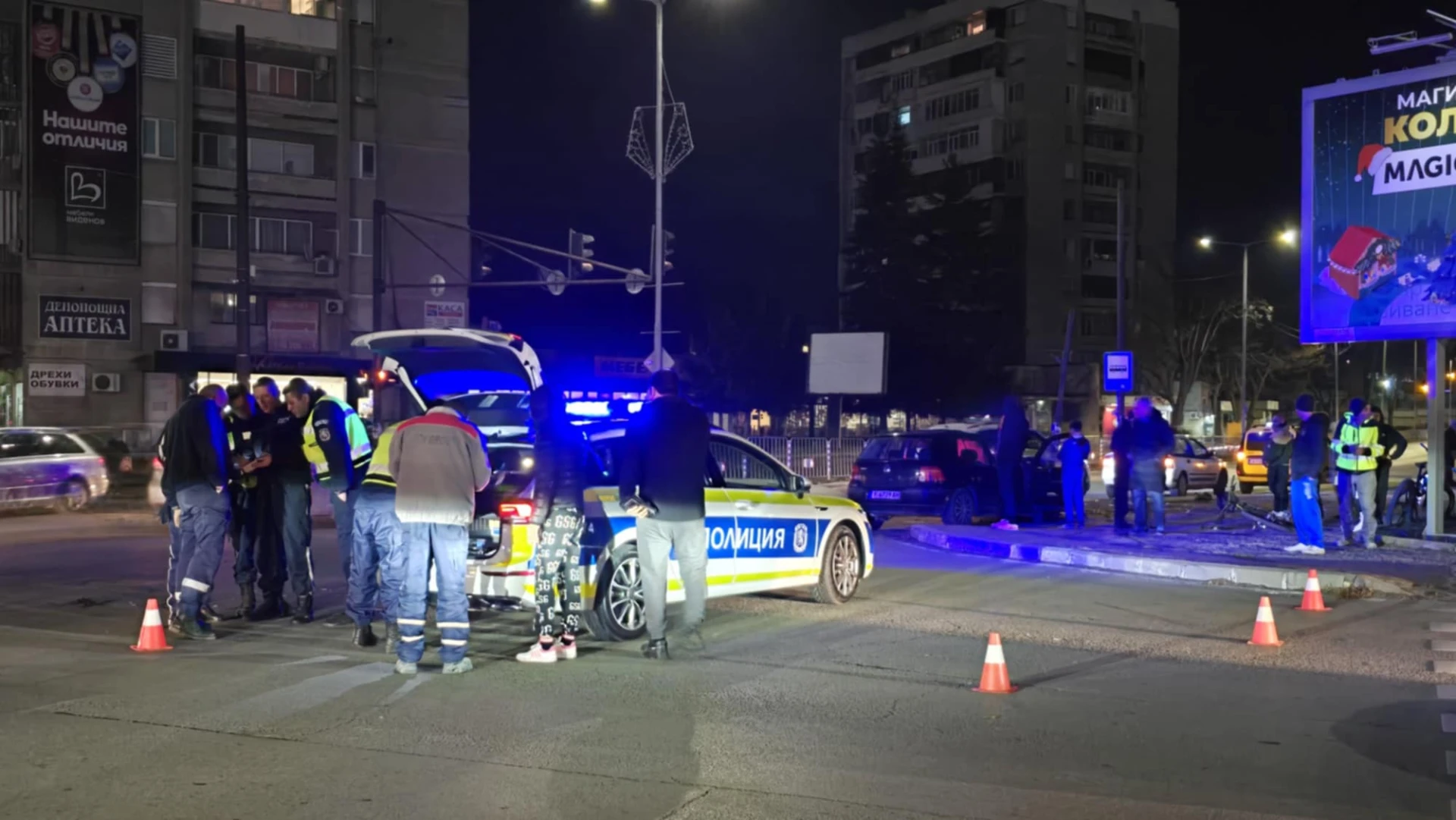 Ад в Ямбол: Майка и децата й изчакваха зелено, последва адска трагедия СНИМКИ 18+