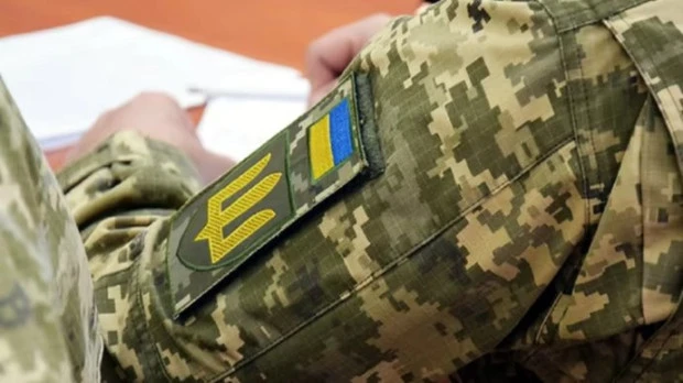 Издевателства над военни и изнудване: Сирски отстрани командира на 211-та бригада на ВСУ