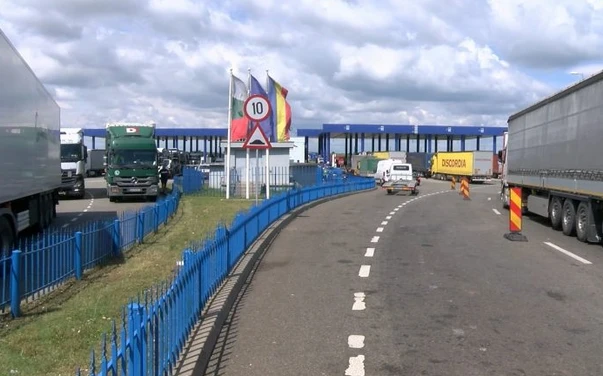 Митничарите откриха невиждани сандвичи на ГКПП "Дунав мост" 2 СНИМКА