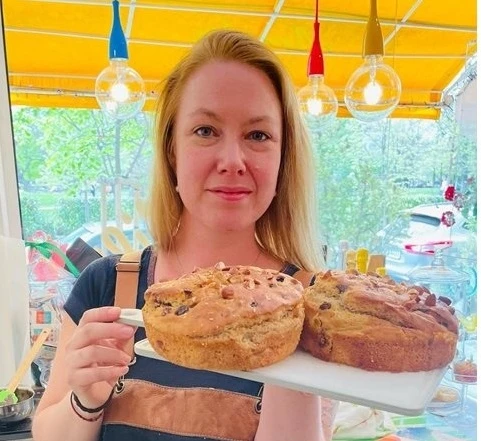 Линда фалира! Клиенти бойкотират сладкарницата заради мъжа й