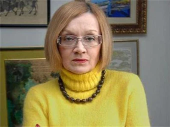 Ето я първата българка, която си е сложила силикон СНИМКИ 