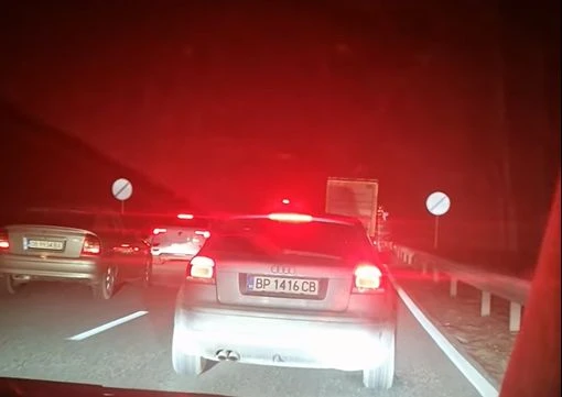 На АМ "Хемус" е кошмар, стотици са в капан! ВИДЕО