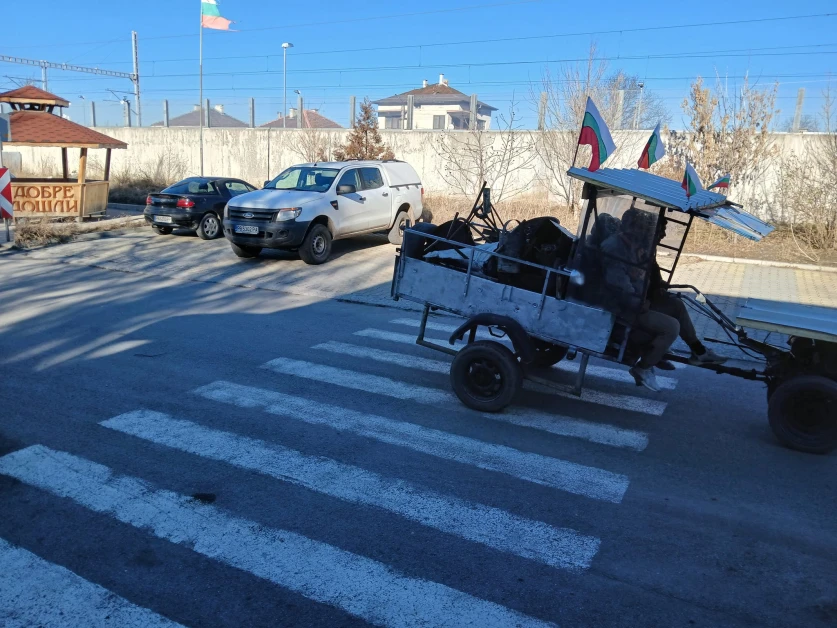В Пловдивско не вярват на очите си: Кой ги контролира тези? СНИМКИ